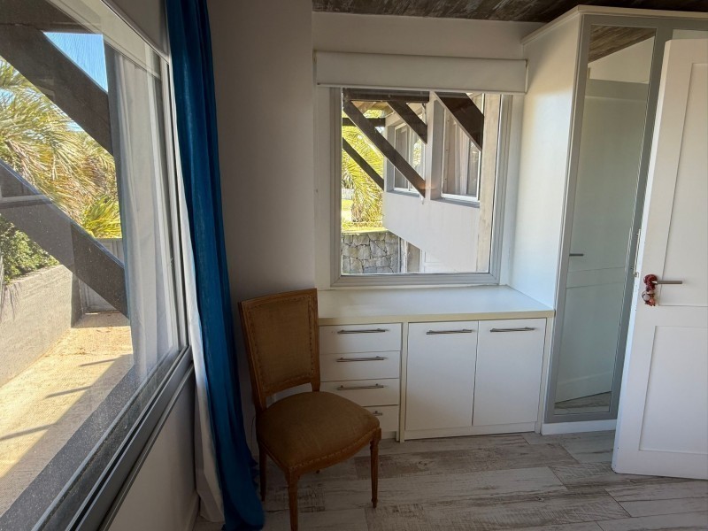 Departamento en alquiler y venta en La Barra de la ruta al mar.